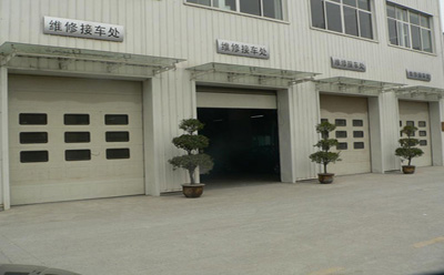大型工業門安裝